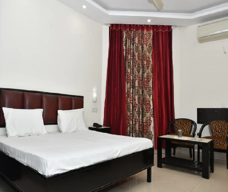 Hotel raman s | Standard Room